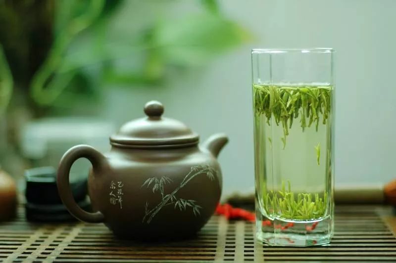 茶 | 湿气重有7个特征，该喝什么茶？